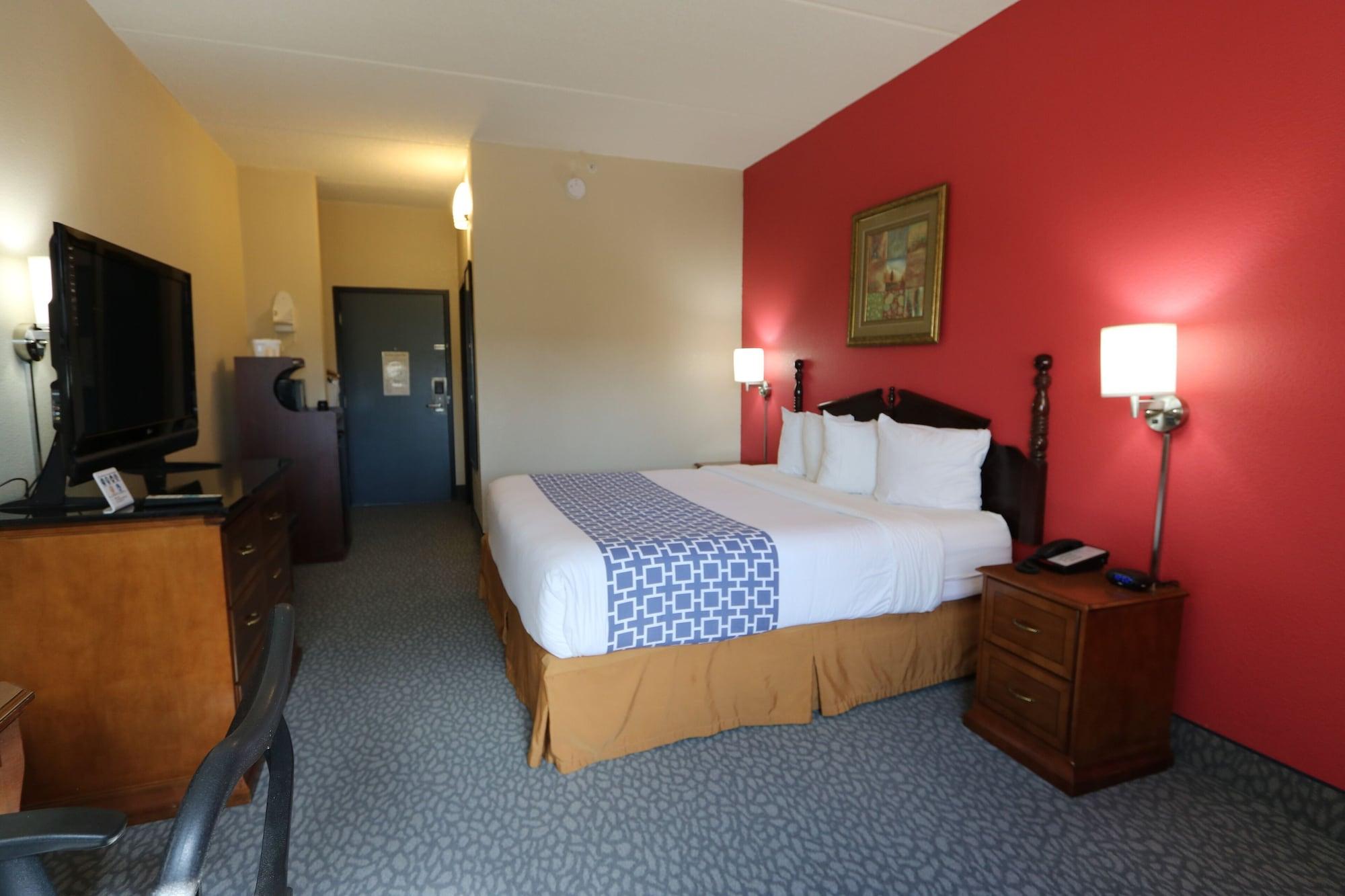 Western Hotel Bolingbrook