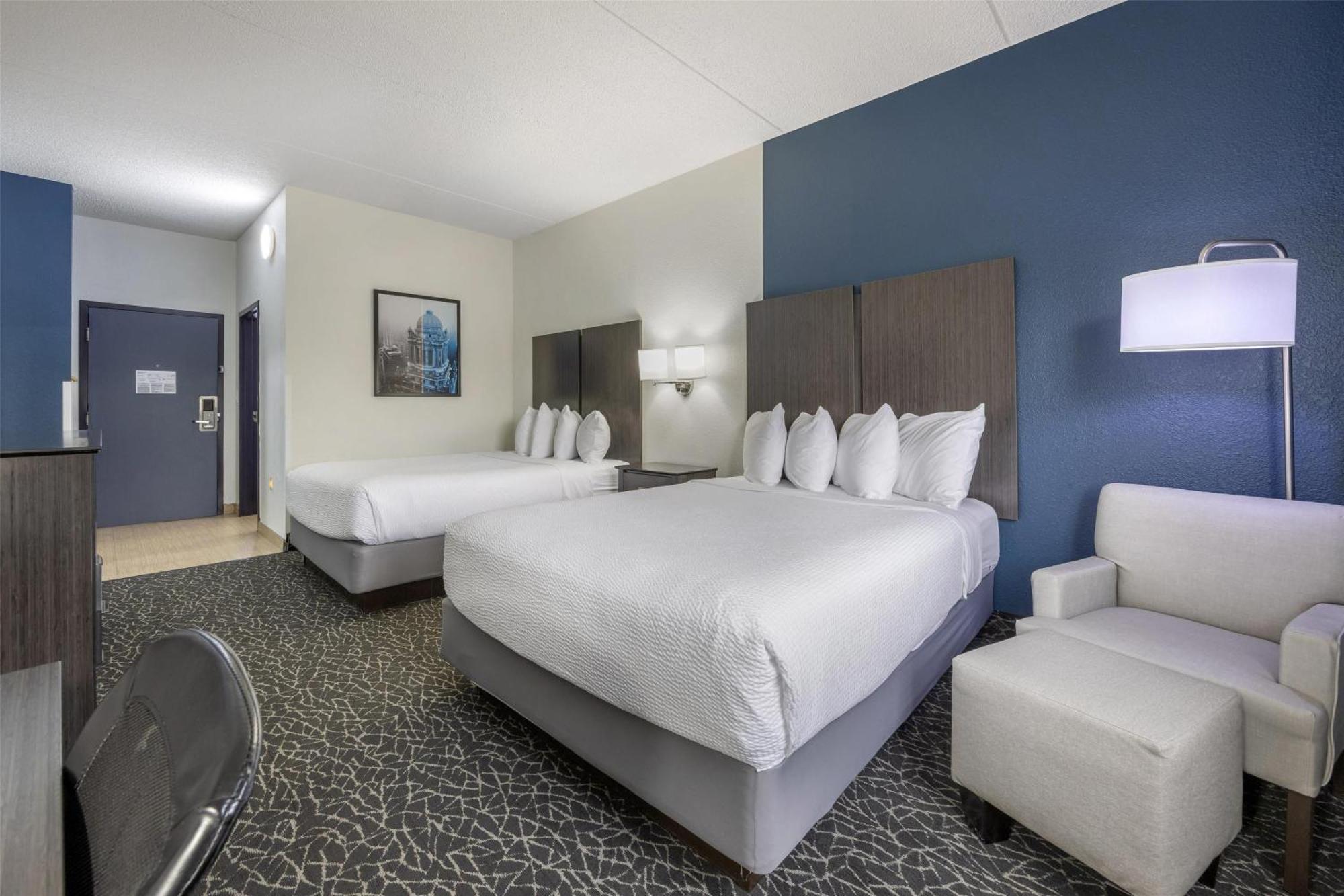Western Hotel Bolingbrook